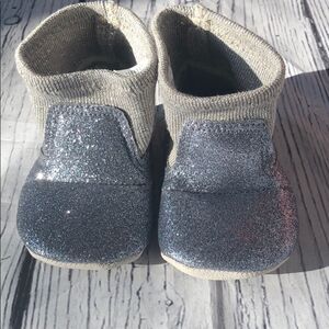 🍭6/$30 Sparkle Shimmer boots- size 2 infant